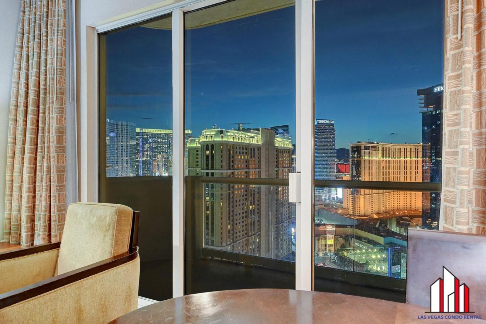 Mgm Signature-30-705 F1 Track & Strip View Balcony Las Vegas Buitenkant foto