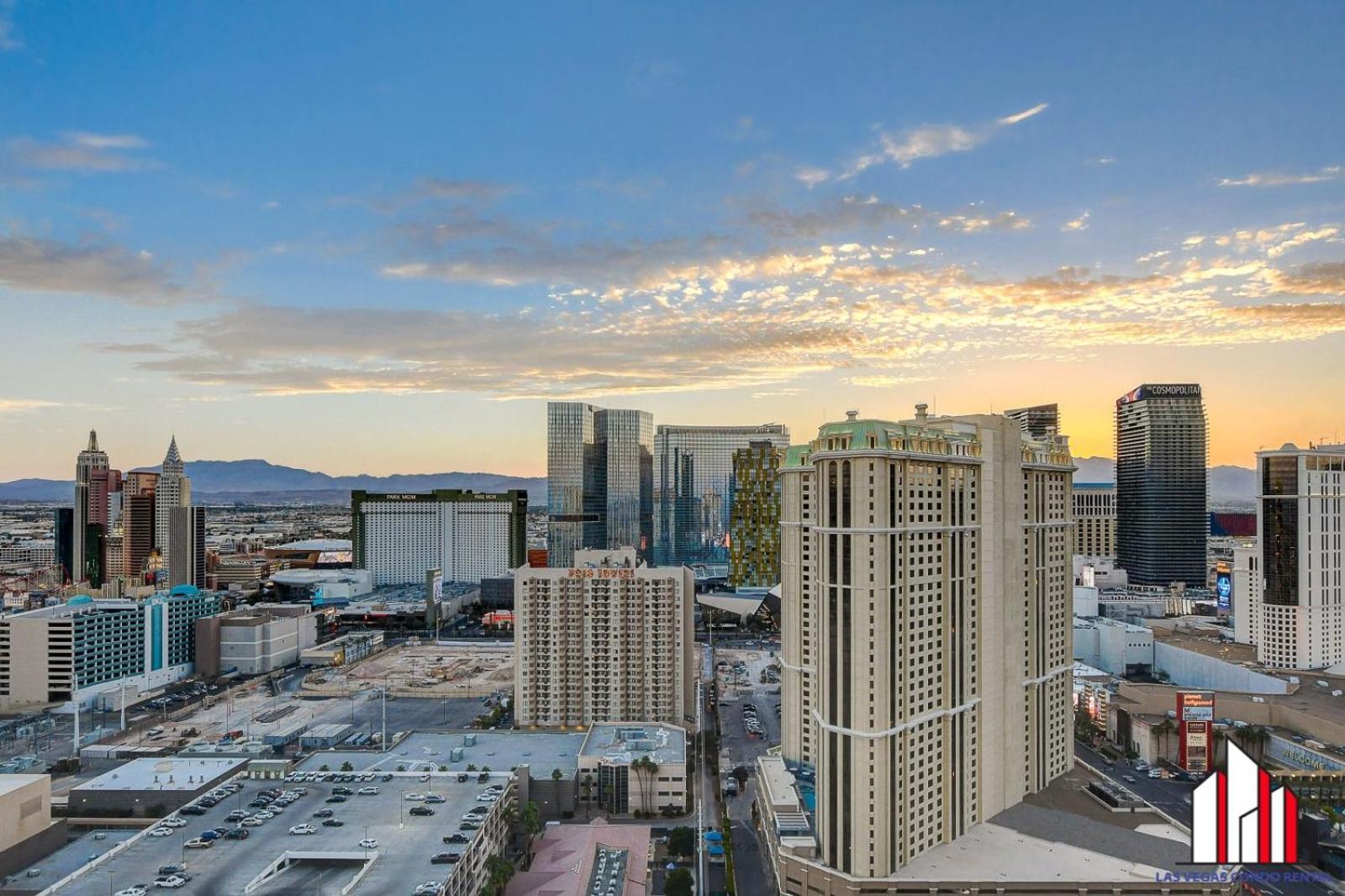 Mgm Signature-30-705 F1 Track & Strip View Balcony Las Vegas Buitenkant foto